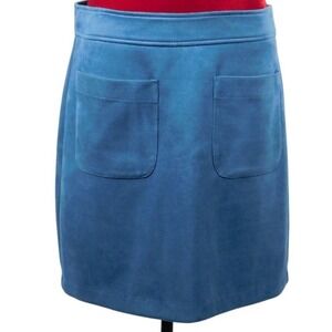 LOFT Blue Faux Suede A-Line Mini Skirt with Front Pockets Zip Back
Size 8 D47